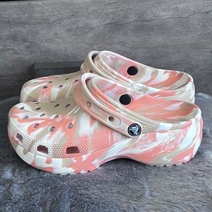 Crocs Women’s Classic Platform Orange Marbled Clog